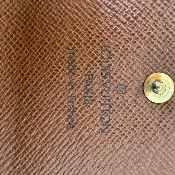 Louis Vuitton Compact Monogram Wallet - Picture 11 of 11